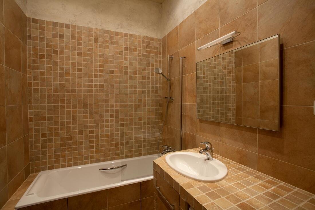 BEST Shower tile installation TEXAS